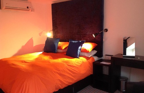 Ardley Casa | The old post office