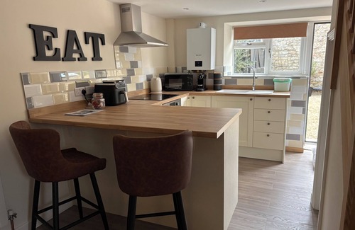 Axbridge Casa | The Old Posthouse Barn nCosy one bedroom Barn conversion