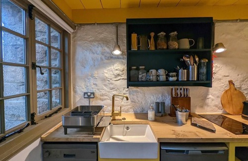 Lelant Apartamento | The Old Potting Shed-Diseñador-Cabaña-Baño con ducha-Vista al Lago