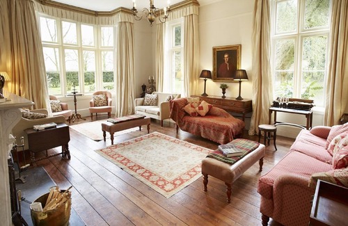 North Tuddenham Casa | The Old Rectory y Coach House son casas rurales de vacaciones situadas en su propio parque.