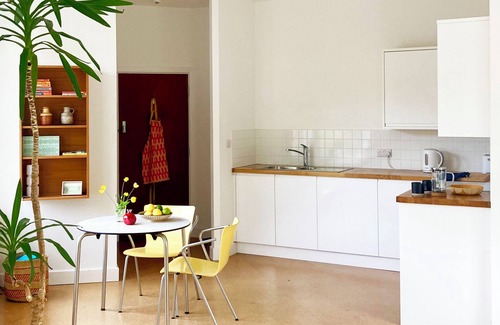 Wadsworth Cabaña | THE OLD RIVERSIDE SCHOOL HOUSE, pet friendly in Hebden Bridge