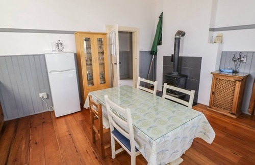 Carrigallen Cabaña | THE OLD SCHOOL HOUSE, pet friendly in Carrigallen, County Leitrim