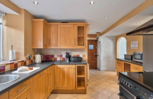 Instow Cabaña | The Old School House
