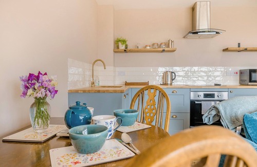Cheddar Cabaña | The Old Stable At Henley View