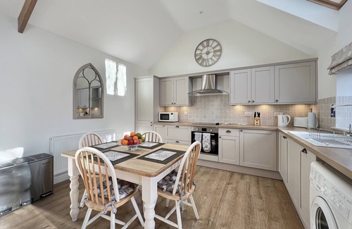 Saint Blazey Cabaña | The Old Stables, Waterrow, Nr Wiveliscombe