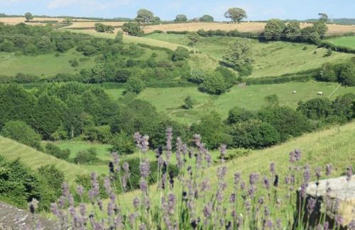 Llancarfan Casa | The Old Stable, Llancarfan