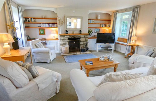 Holmebridge Otro | The Old Stables - 4 bedrooms, family countryside retreat