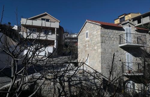 Zrnovnica Casa | The Old Stone House near Split