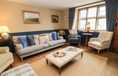 Sherston Casa | The Old Swan