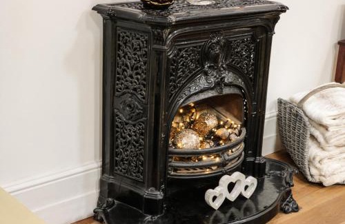 Kingsley Holt Casa | The Old Temperance Hall