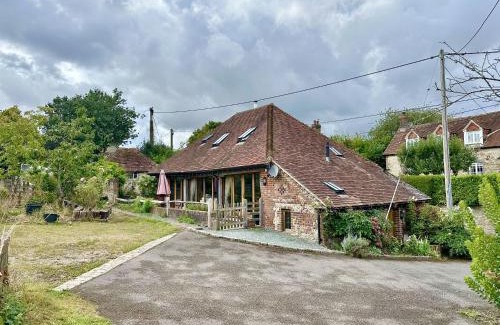 Sutton Casa | The Old Tractor Shed by inspirestays-com