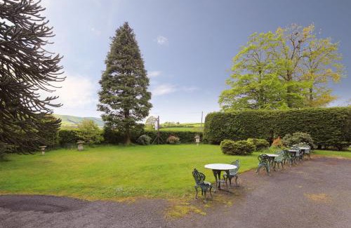 Newtown Casa | The Old Vicarage Dolfor