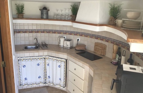 Bombarral Casa | The Olive Mill. Charming refurbished Windmill with lovely views.