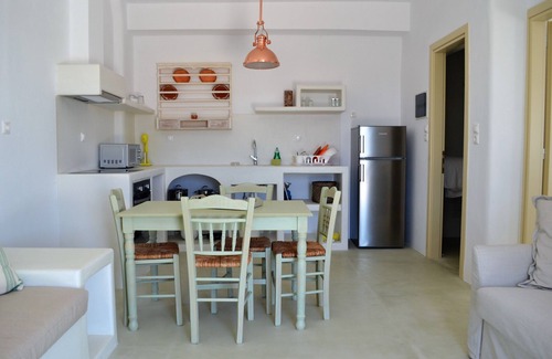 Mandrakia Casa | "The Olive Tree" Casa tradicional con vistas al mar familias / parejas House2