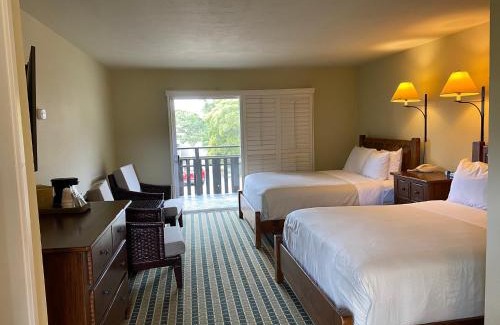 Pacific Grove Cabina | The Olympia Lodge
