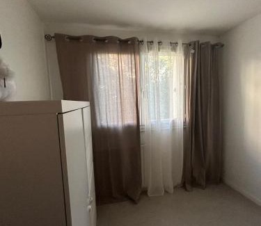 Quartier de la Salpetriere Casa | The Olympic stay in host Female guests only