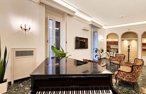 Municipio 1 Apartamento | The One - Luxury Apartment with Piano