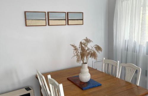 Batehaven Casa | The One - only a block from the beach