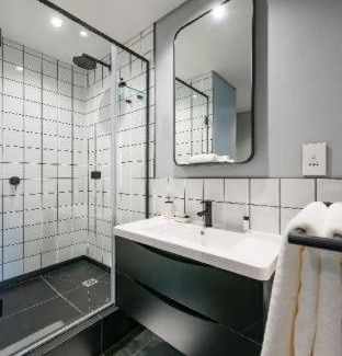 Cape Town City Centre Hotel | The Onyx Apartment Hotel by NEWMARK