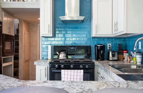 Indianapolis Casa | The Onyx Tiny House