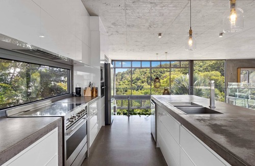 Yaroomba Casa | The Opal at Coolum - Mountain & Ocean Views