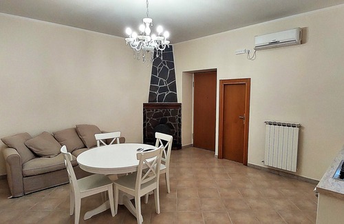 Marina di Pisciotta Apartamento | The Orange Garden in the village of Pisciotta