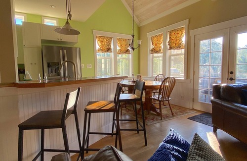 Eastsound Casa | The Orchard at Lovers Lane and Enchanted Forest. Hot Tub, Pets Welcome