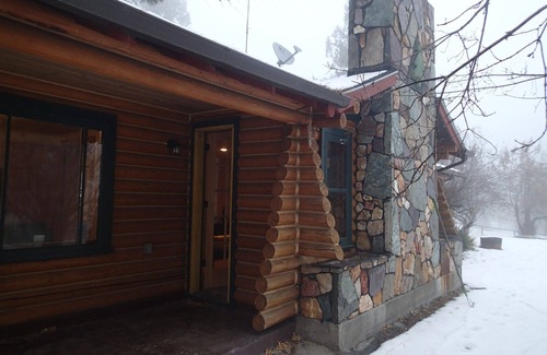Missoula Cabina | "The Orchard Cabin" 3 Bedoom Sleeps 6-12