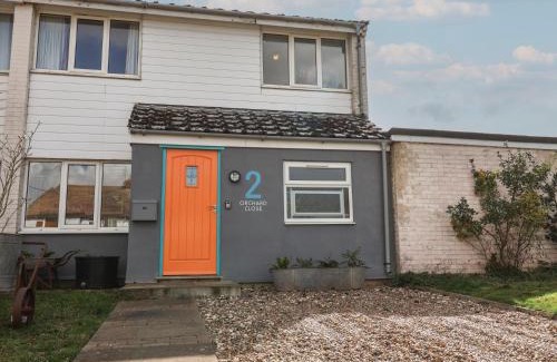 Bury St Edmunds Casa | The Orchard Close Art House