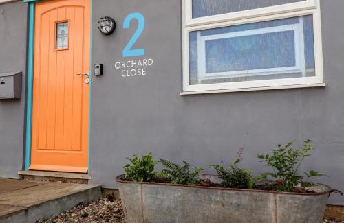 Bury St Edmunds Casa | The Orchard Close Art House