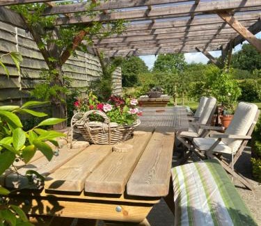 Loppington Otro | The Orchard Hideaway