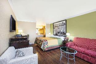 Ukiah Hotel | The Orchard Hotel