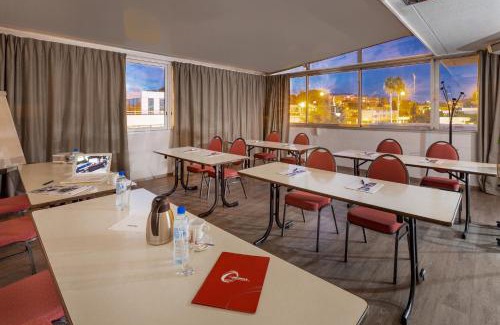 Saint-Laurent-du-Var Hotel | The Originals City, Hôtel Galaxie, Nice Aéroport