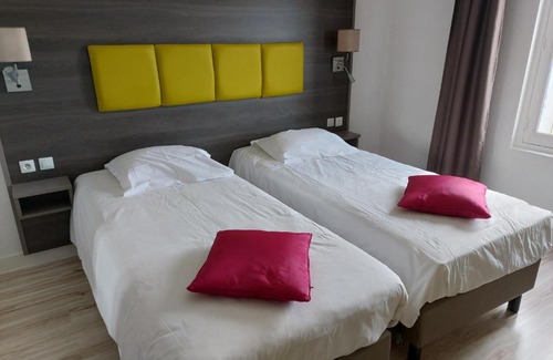 Villandry Hotel | The Originals City, Hôtel Le Cheval Rouge, Tours Ouest