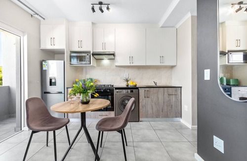 Bloubergstrand Apartamento | The Orion 18 - One Bedroom Apartment, Sleeps 2