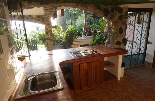 Puerto Jiménez Casa | Casa de 3 niveles en la jungla con monos cerca del Parque Nacional Corcovado