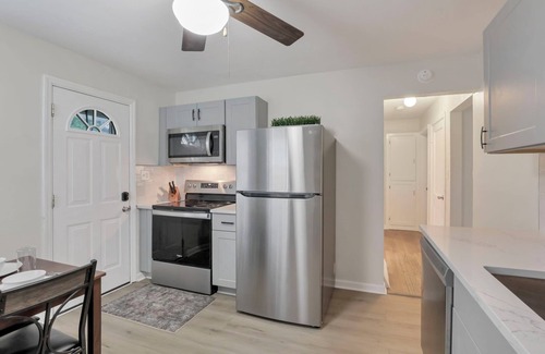 Grandview Heights Casa | The OSU House - 4 BR 5 min from OSU
