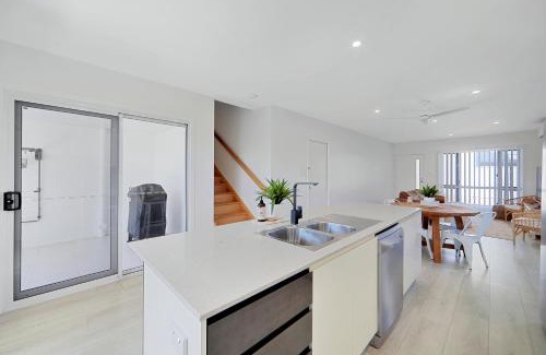 Bargara Casa | The Other Place