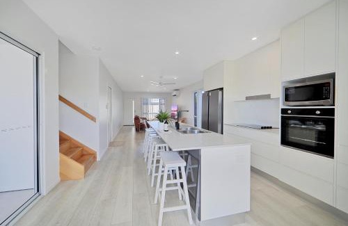 Bargara Casa | The Other Place