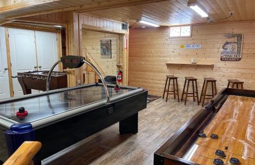 Red River Casa | The Outback On The Creek - No Pets Allowed