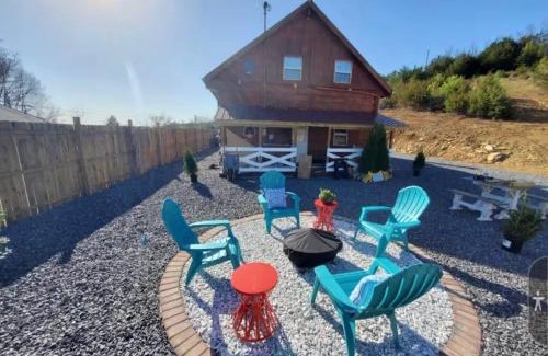 Kodak Casa | The Outdoor Oasis You Get 685 Attraction Tickets per paid day