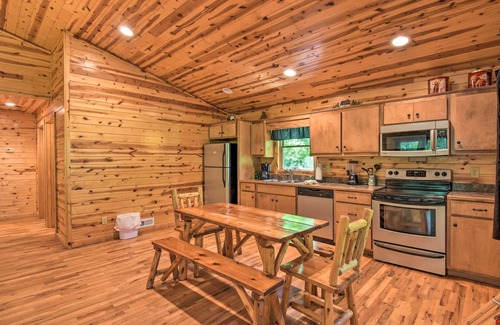 Helen Cabina | ‘The Outlook’ at the Sautee Mountain Retreat!