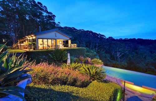 Terrigal Casa | The Outlook Cabana