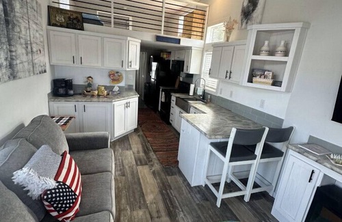 Sherrills Ford Casa | The Overlook - A Tiny Home In Sherrills Ford