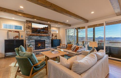 Lenoir Casa | The Overlook at Blue Ridge Mountain Club