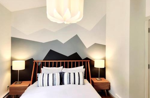 Harvie Heights Casa | The OVERLOOK Stay-Mountain View-Free Parking