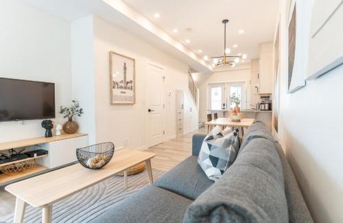 Harvie Heights Casa | The OVERLOOK Stay-Mountain View-Free Parking