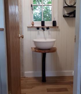 Ipstones Casa | The Owl Hoot