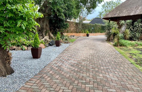 Nelspruit Apartamento | The Owls Thatch Guestcottage