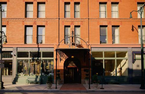 LoDo Hotel | The Oxford Hotel